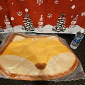 Toreba Exclusive Fox Cushion